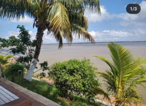 Apartamento de frente para praia